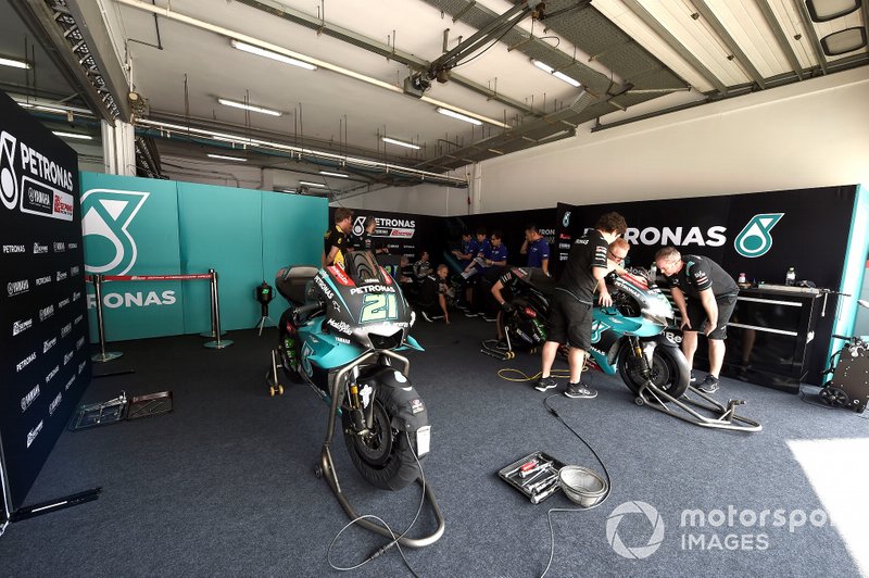 SIC Petronas garage