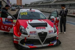 Ma Qing Hua, Freely Racing, Alfa Romeo Giulietta TCR