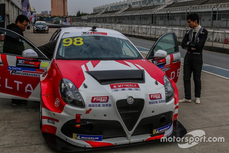 Ma Qing Hua, Freely Racing, Alfa Romeo Giulietta TCR