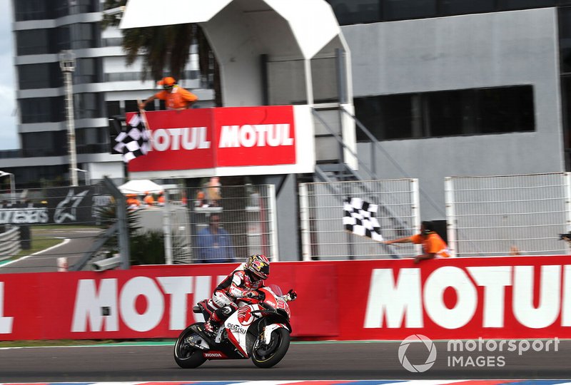 Nakagami se instala en el top 10