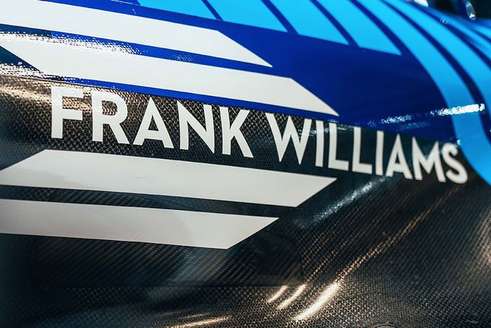 Williams FW43B con homenaje a Frank Williams