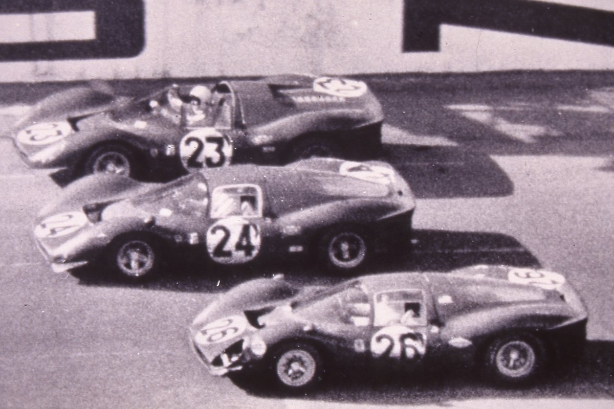 Ferrari 330 P4 alla 24H di Daytona del 1967