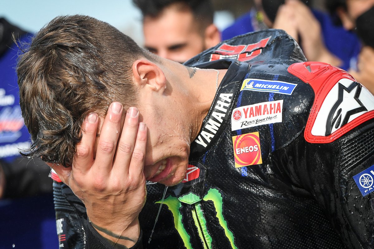 El Campeón del Mundo Fabio Quartararo, Yamaha Factory Racing celebra