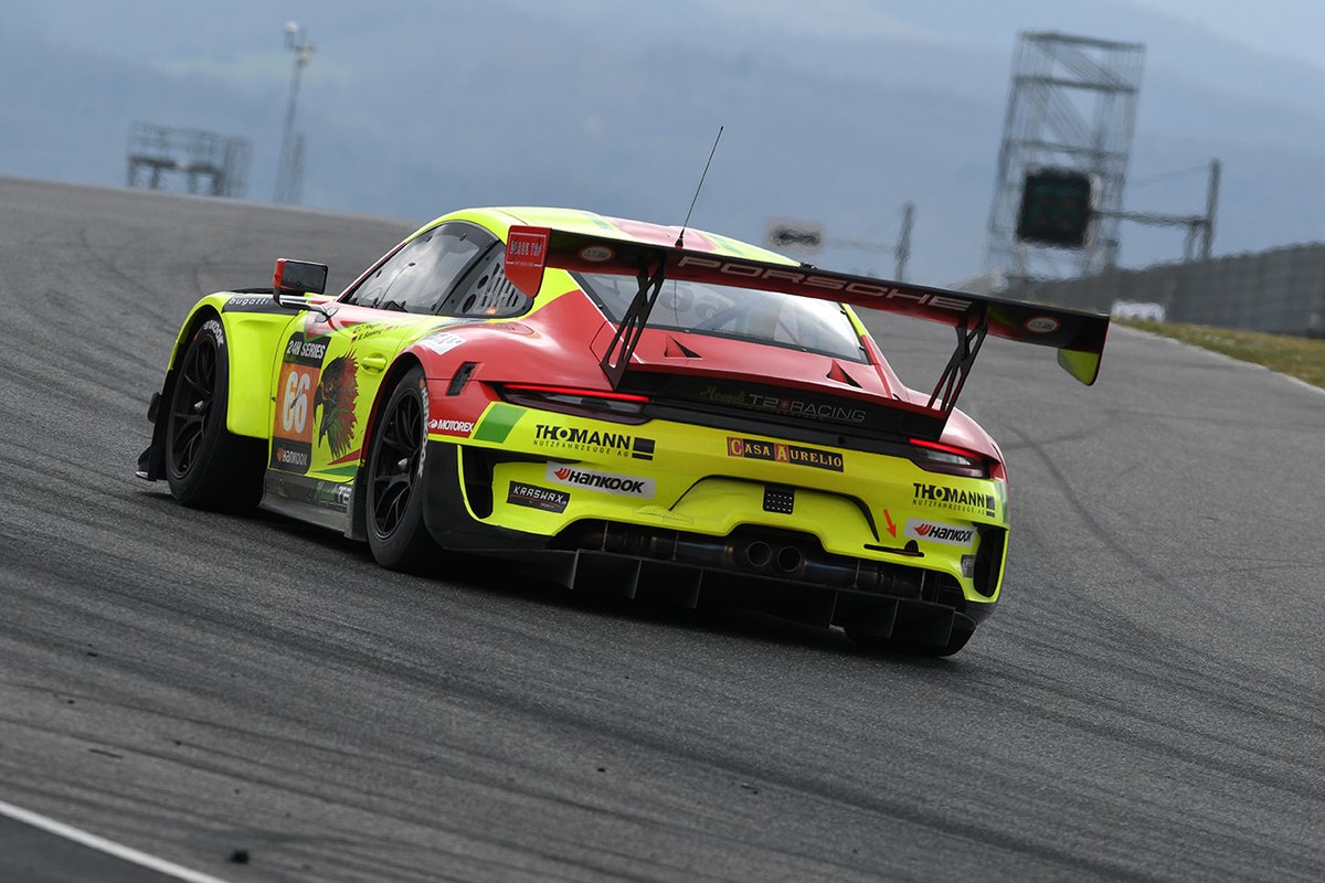 #66 Haegeli by T2 Racing: Pieder Decurtins, Manuel Lauck, Marc Basseng, Porsche 911 GT3 R