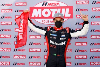 #31 Action Express Racing Cadillac DPi, DPi: Pipo Derani, IMSA Motul Pole Award for DPI