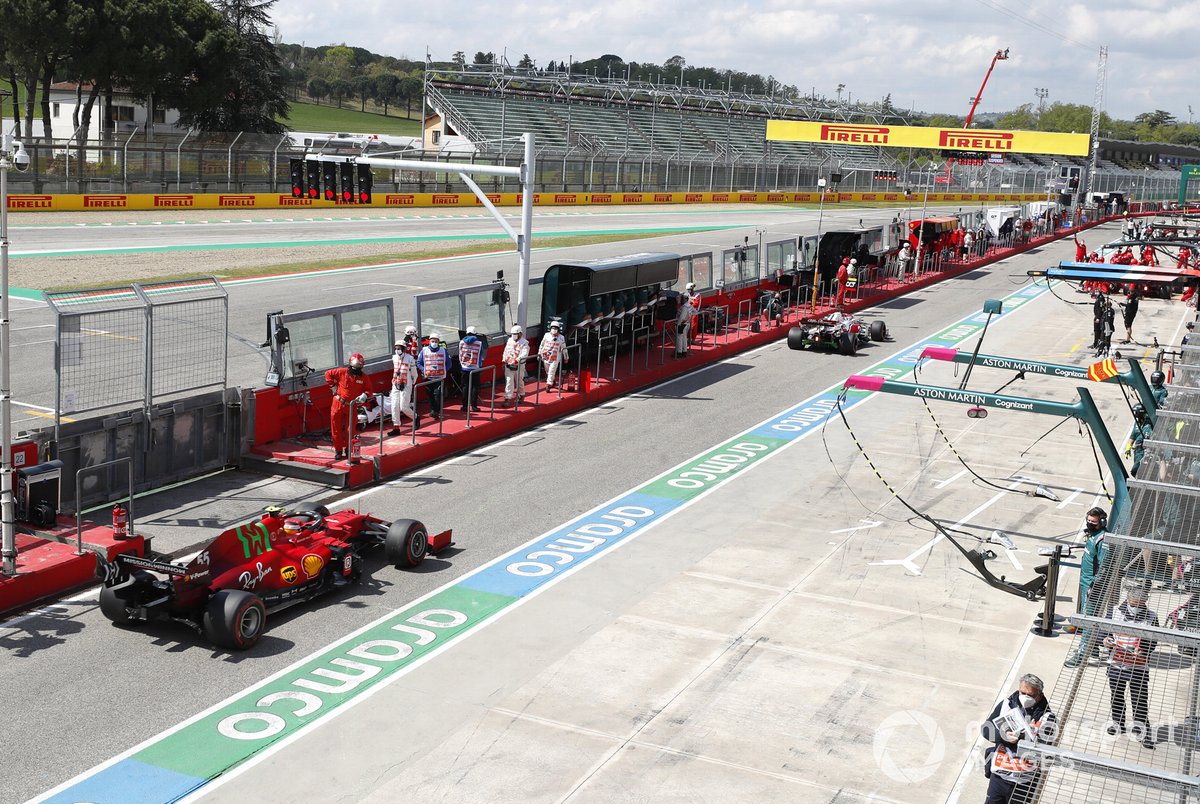 Carlos Sainz Jr., Ferrari SF21