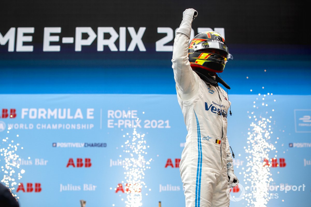 Stoffel Vandoorne, Mercedes-Benz EQ celebra la victoria en el parque cerrado