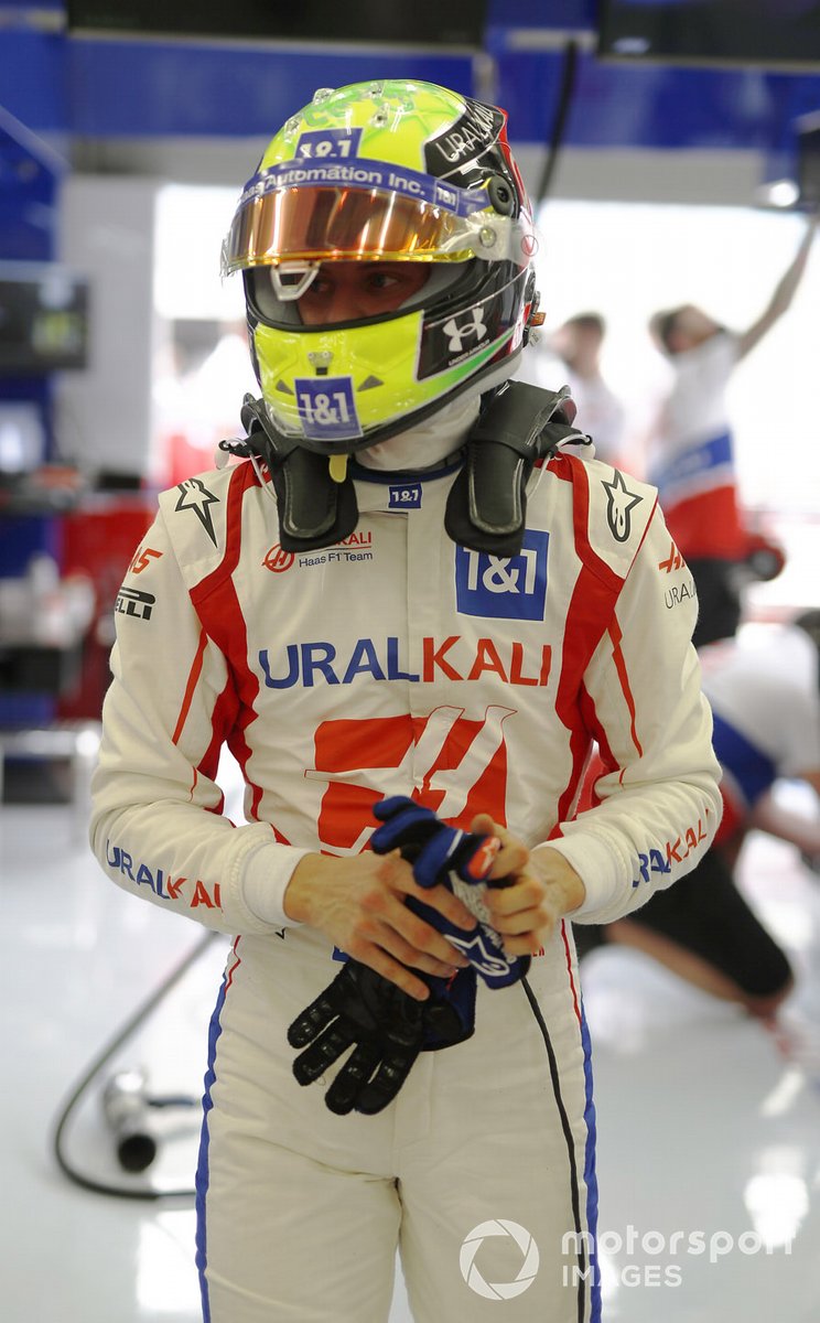 Mick Schumacher, Haas VF-21