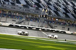Race winner Ben Rhodes, ThorSport Racing, Toyota Tundra Bombardier LearJet 75