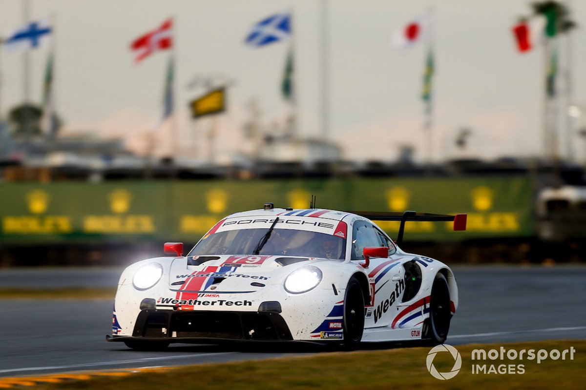 #79 WeatherTech Racing Porsche 911 RSR - 19, GTLM: Cooper MacNeil, Gianmaria Bruni, Richard Lietz, Kevin Estre