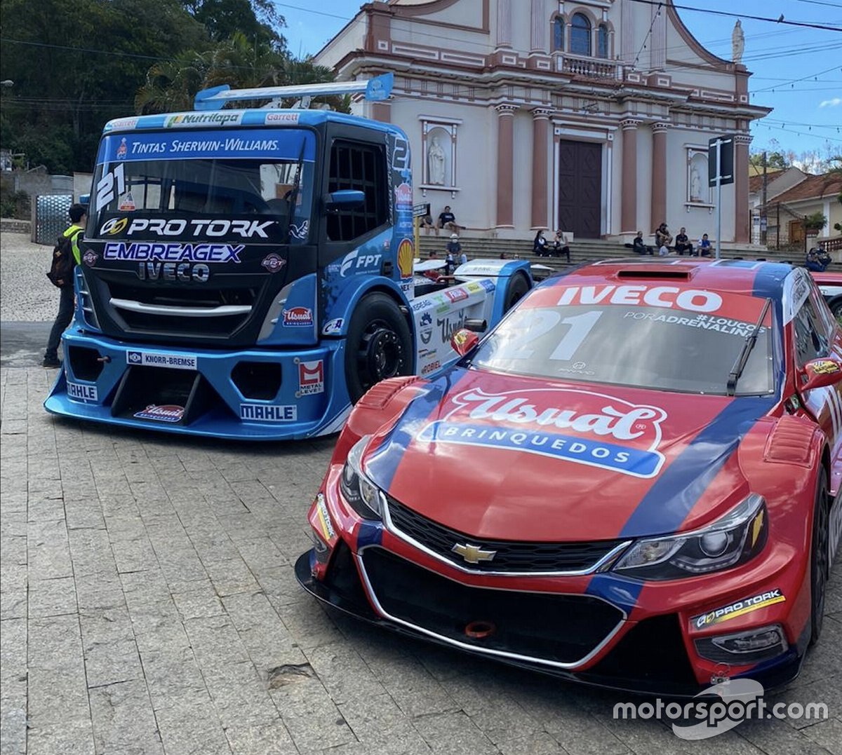 Truck e Stock Car da equipe Iveco Usual Racing