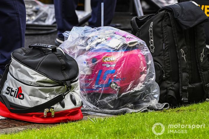 Casco de  Lance Stroll, Racing Point, protegido de la lluvia 