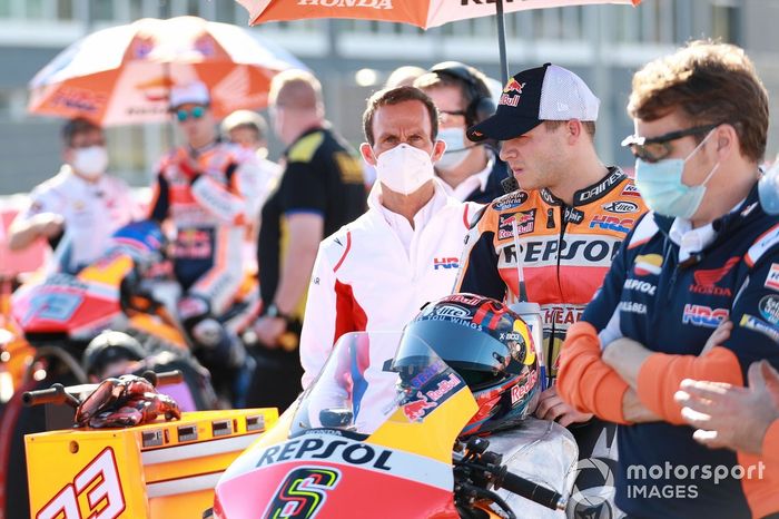 Alberto Puig, director de Repsol Honda y Stefan Bradl, Repsol Honda Team