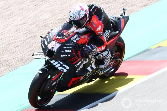 Aleix Espargaró, Aprilia Racing Team