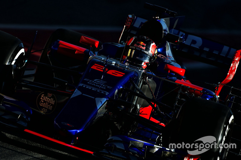 Даниил Квят, Scuderia Toro Rosso STR12