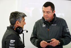 Peter Prodromou, Jefe de ingenieros de McLaren, Eric Boullier, director de carreras de McLaren