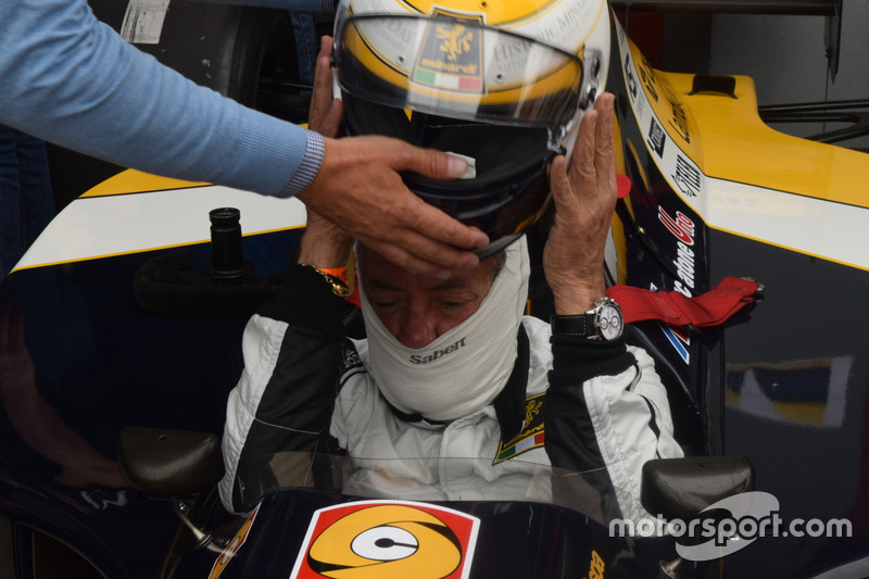 Gian Carlo Minardi sulla M192-Lamborghini