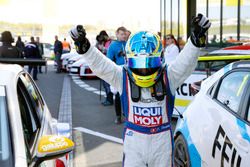 Sieger Florian Thoma, Liqui Moly Team Engstler, VW Golf GTI TCR