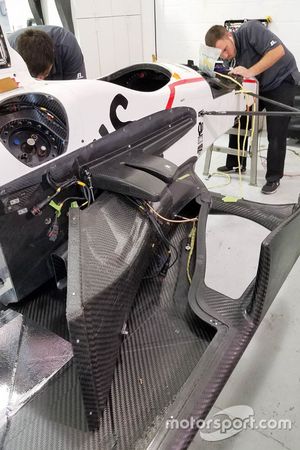 The car of Sébastien Bourdais, Dale Coyne Racing Honda being repaired