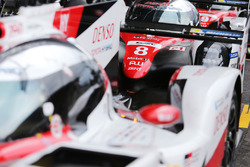 #8 Toyota Gazoo Racing Toyota TS050 Hybrid: Anthony Davidson, Sébastien Buemi, Kazuki Nakajima