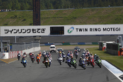 2016年のMFJ全日本ロードレース選手権もてぎの様子