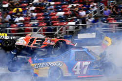 Cody Coughlin, ThorSport Racing Toyota and Chris Fontaine, Glenden Enterprises Toyota Tundra, crash