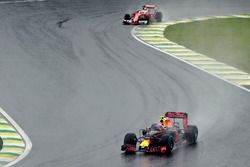 Макс Ферстаппен, Red Bull Racing RB12, Себастьян Феттель, Ferrari SF16-H