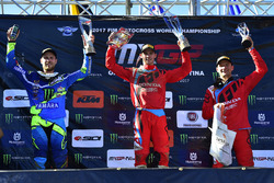 Podio Carrera 2: Jeremy van Horebeek, Yamaha Factory Team; Tim Gajser, Team HRC dan Evgeny Bobryshev