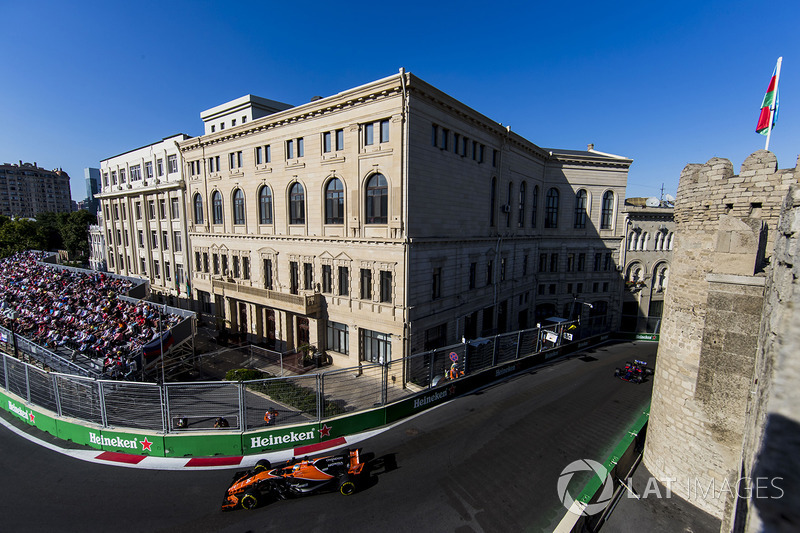 Fernando Alonso, McLaren MCL32