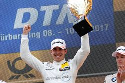 Podium: le vainqueur Robert Wickens, Mercedes-AMG Team HWA, Mercedes-AMG C63 DTM