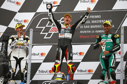 Podio: il vincitore della gara Dominique Aegerter, Kiefer Racing, il secondo classificato Thomas Lut