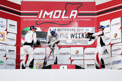 Podio Gara 1 Michelin Cup