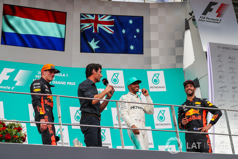Race winner Max Verstappen, Red Bull Racing celebrates on the podium, Mark Webber, Lewis Hamilton, Mercedes AMG F1 and Daniel Ricciardo, Red Bull Racing