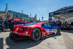#68 Ford Chip Ganassi Racing Ford GT: Joey Hand, Dirk Müller, Tony Kanaan