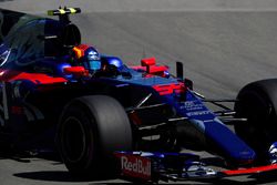 Carlos Sainz Jr., Scuderia Toro Rosso STR12