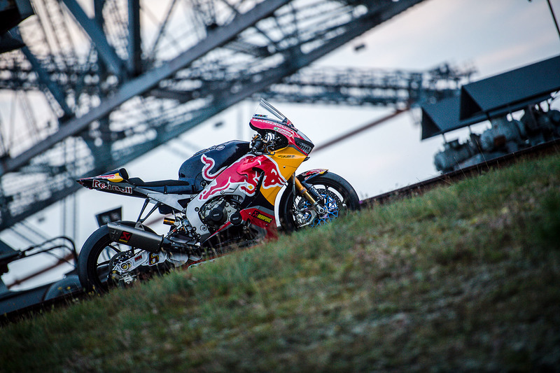 Das Bike von Stefan Bradl, Honda World Superbike Team am F60 Bagger