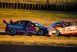 Shane van Gisbergen, Triple Eight Race Engineering Holden, Scott McLaughlin, Team Penske Ford