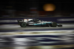 Льюис Хэмилтон, Mercedes AMG F1 W08