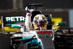 1. Lewis Hamilton, Mercedes AMG F1 W08