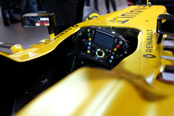 Renault Sport F1 Team, RS16: Lenkrad