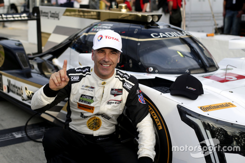 Pole position P for Joao Barbosa, Action Express Racing
