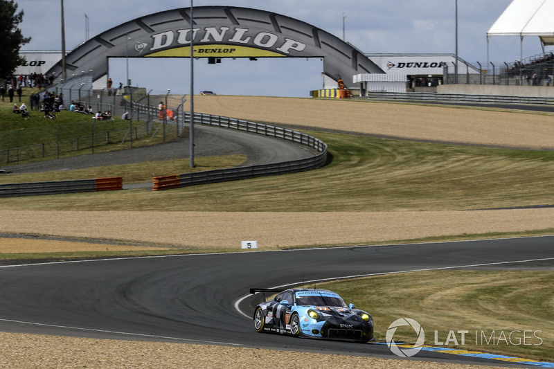 48°: #77 Dempsey Proton Competition Porsche 911 RSR: Christian Ried, Matteo Cairoli, Marvin Dienst