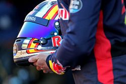 Helmet of Carlos Sainz Jr., Scuderia Toro Rosso