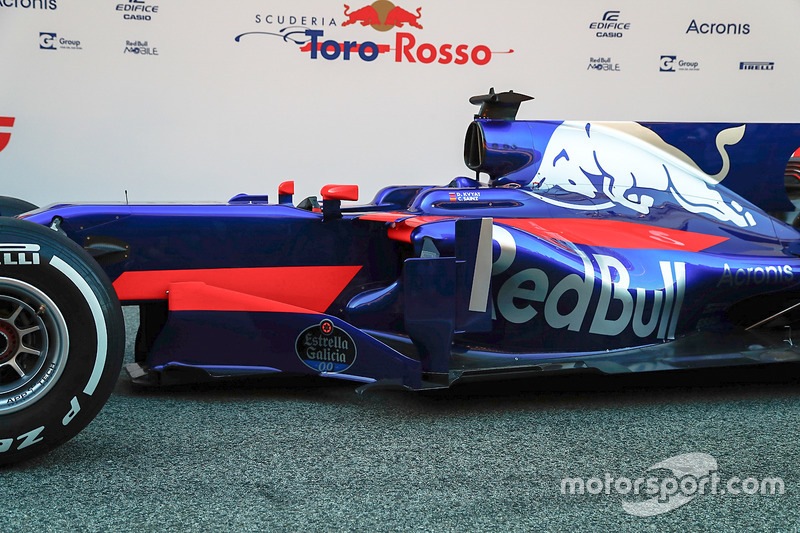 Scuderia Toro Rosso STR12 detail