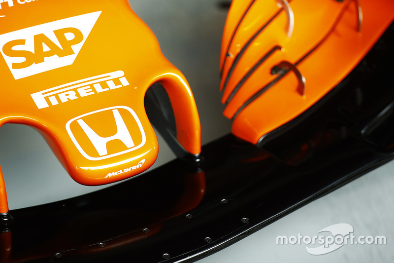 Mesmo assim, Fernando Alonso conseguia ter performances de destaque dadas as circunstâncias. O espanhol surpreendeu, por exemplo, quando colocou o carro no Q3 no GP da Espanha.