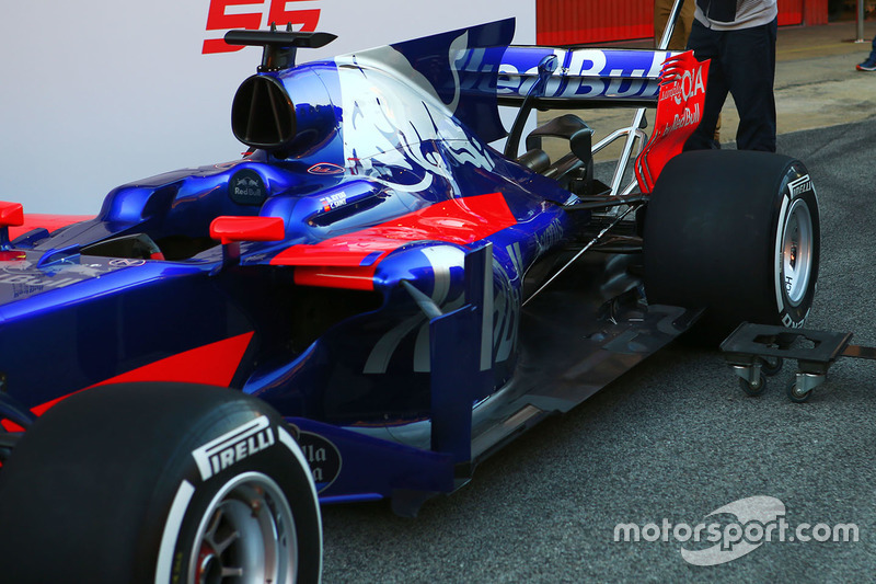 Scuderia Toro Rosso STR12
