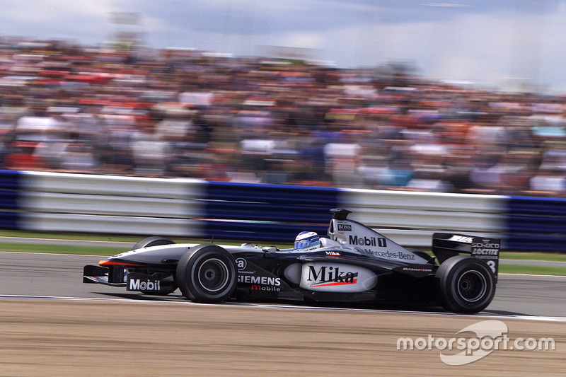 Mika Hakkinen, McLaren Mercedes MP4/16 (2001)