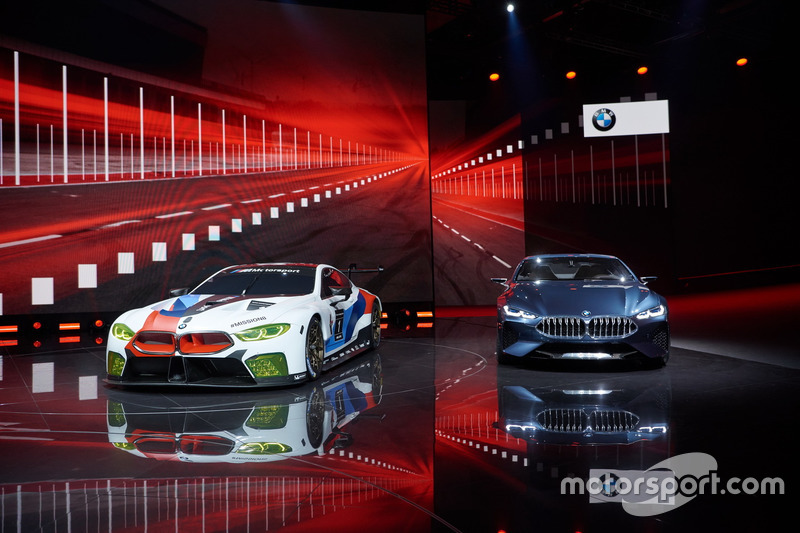 BMW M8 GTE und Straßenversion des 8er BMW