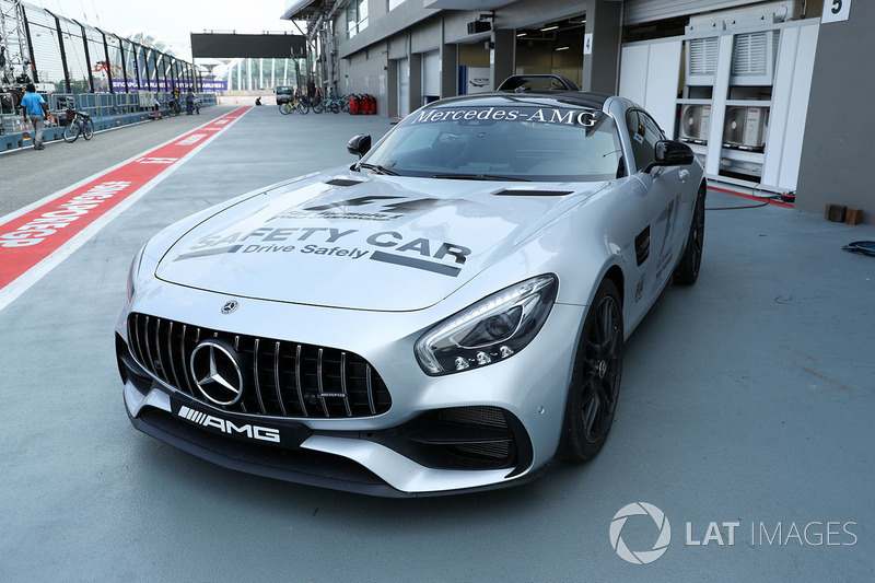 Safety car