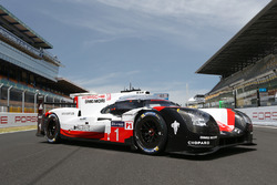 #1 Porsche Team Porsche 919 Hybrid: Neel Jani, Andre Lotterer, Nick Tandy